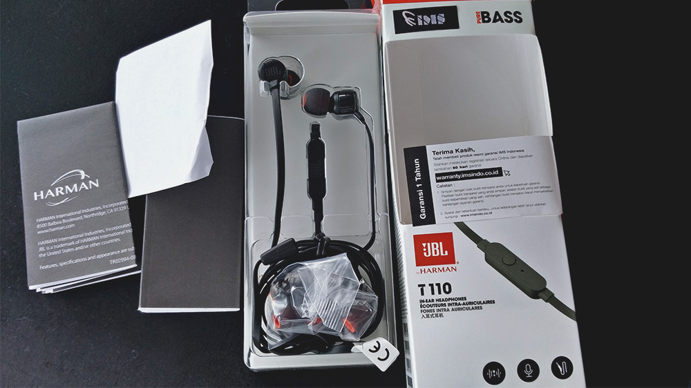 Isi Paket Headset JBL T110 Beli di Shopee
