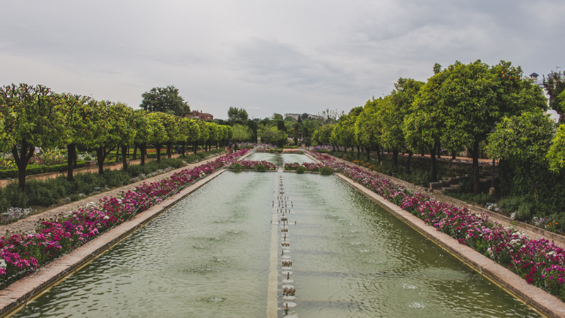 Taman-Bunga-Alcázar-de-los-Reyes-Cristianos